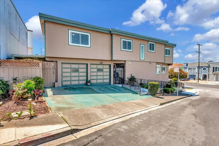 10 Cobblestone Square, Daly City, California 94014