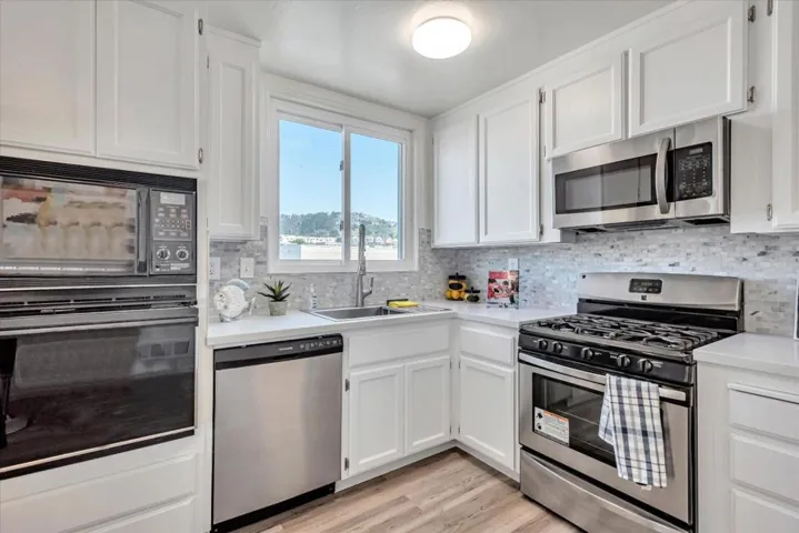 10 Cobblestone Square, Daly City, California 94014