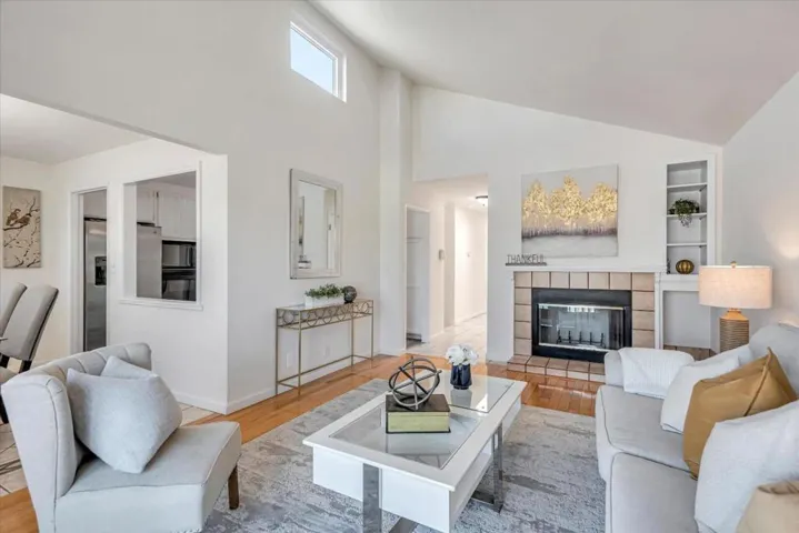 10 Cobblestone Square, Daly City, California 94014