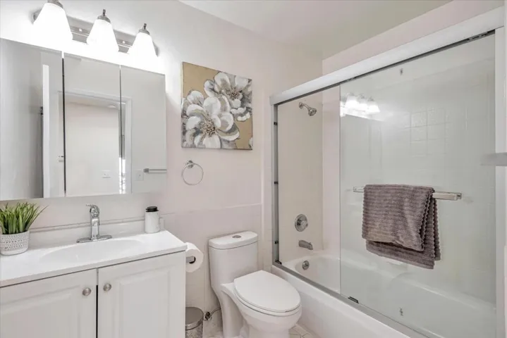 10 Cobblestone Square, Daly City, California 94014