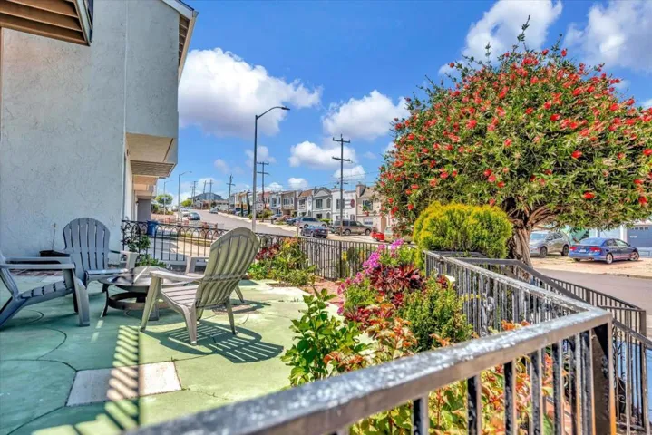 10 Cobblestone Square, Daly City, California 94014