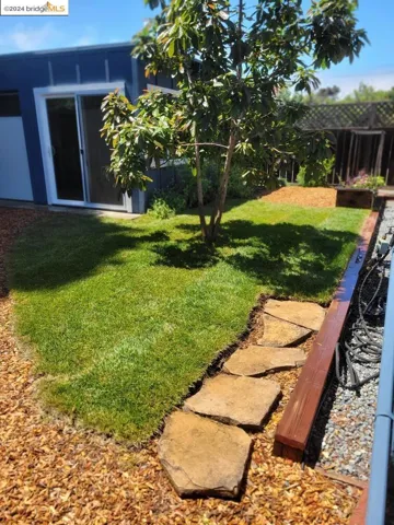 983 Arlington Ave, Oakland, California 94608
