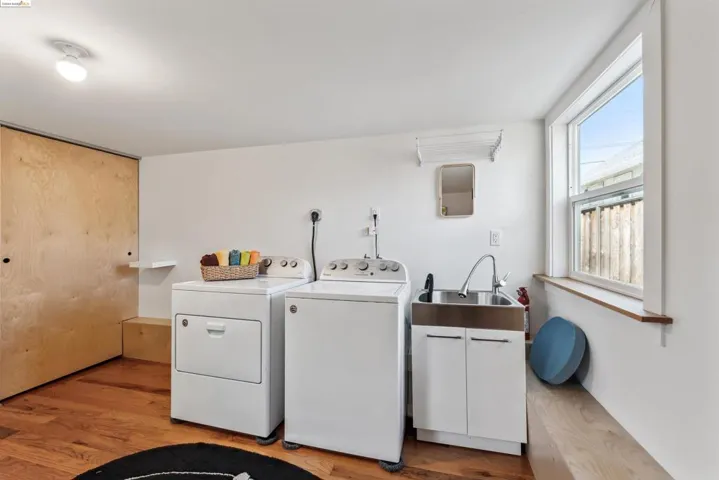 983 Arlington Ave, Oakland, California 94608