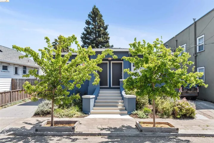 983 Arlington Ave, Oakland, California 94608
