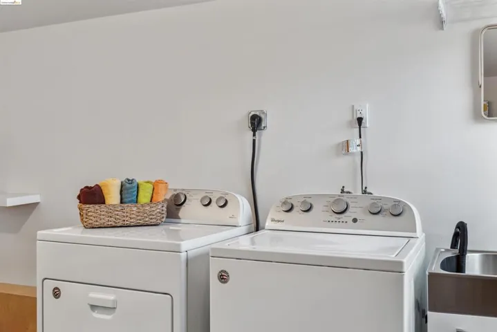 983 Arlington Ave, Oakland, California 94608