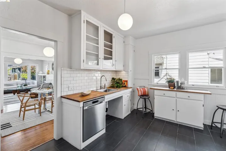 983 Arlington Ave, Oakland, California 94608