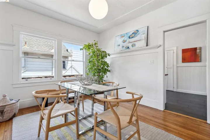 983 Arlington Ave, Oakland, California 94608