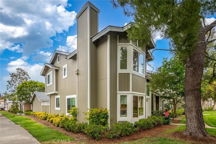 222 Monroe, Irvine, California 92620
