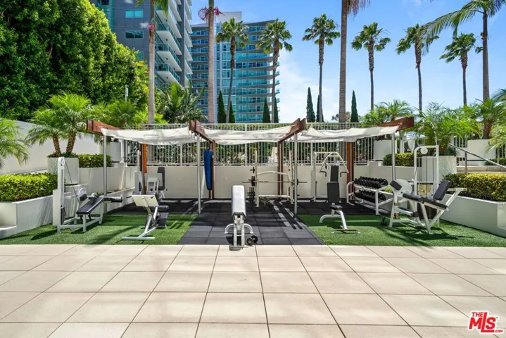13700 Marina Pointe Drive 915, Marina Del Rey, California 90292