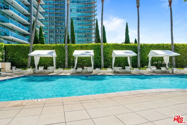 13700 Marina Pointe Drive 915, Marina Del Rey, California 90292