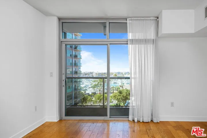 13700 Marina Pointe Drive 915, Marina Del Rey, California 90292