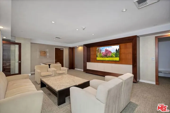 13700 Marina Pointe Drive 915, Marina Del Rey, California 90292