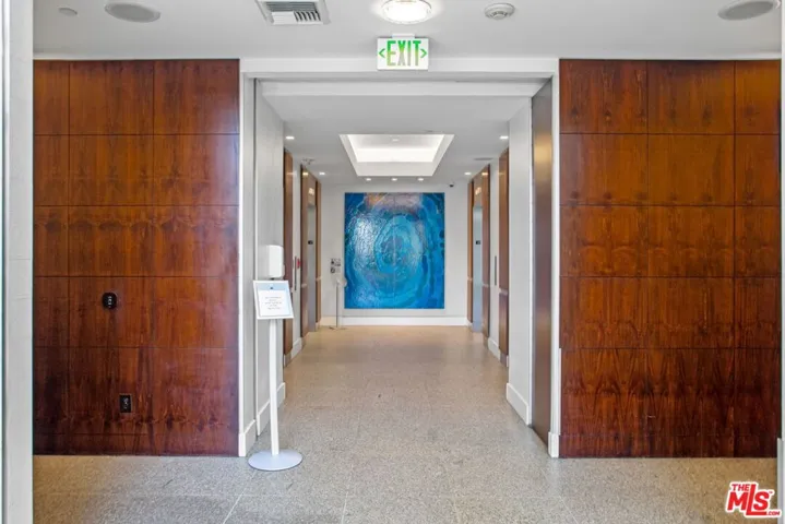 13700 Marina Pointe Drive 915, Marina Del Rey, California 90292