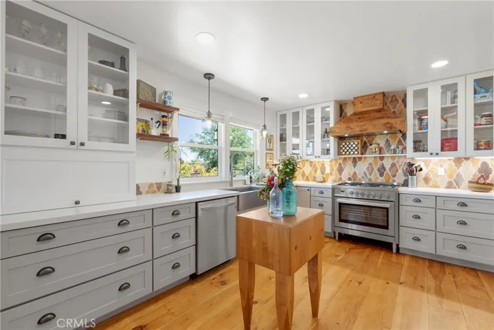 2978 Mackey Drive, Fallbrook, California 92028