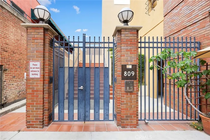 809 S Meridian Avenue H, South Pasadena, California 91030