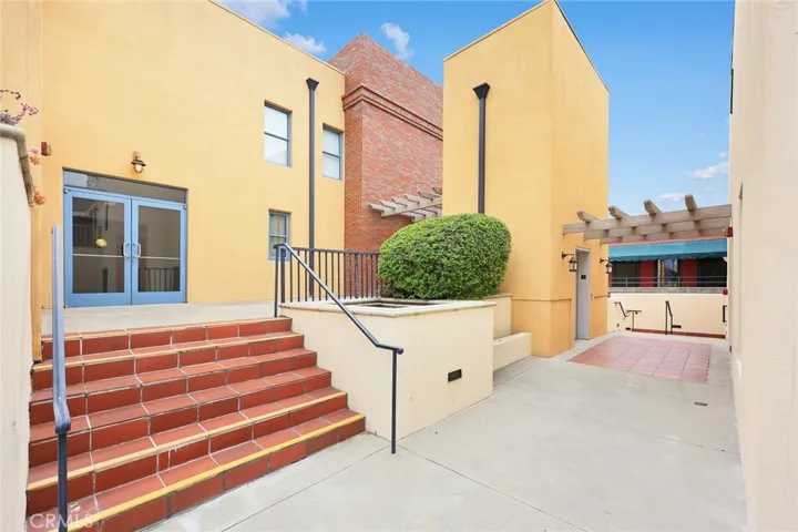 809 S Meridian Avenue H, South Pasadena, California 91030