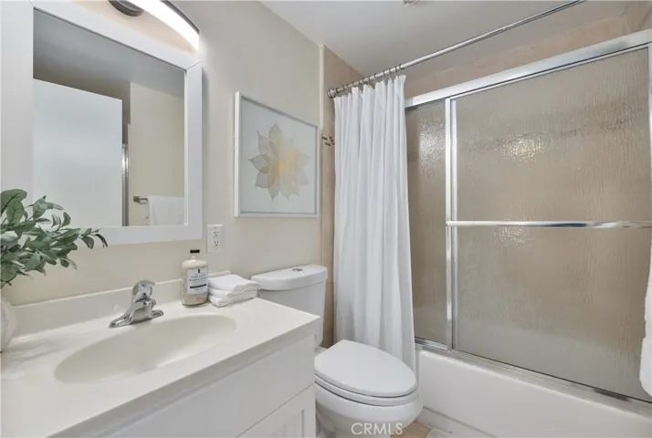 4762 Larwin Avenue, Cypress, California 90630