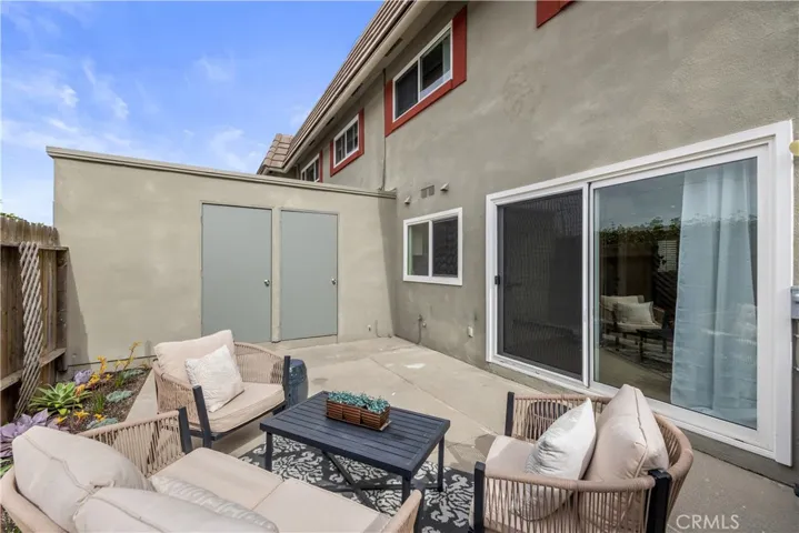 4762 Larwin Avenue, Cypress, California 90630