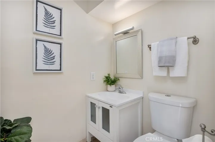 4762 Larwin Avenue, Cypress, California 90630