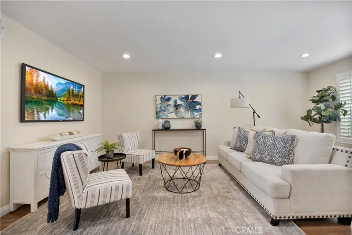 4762 Larwin Avenue, Cypress, California 90630