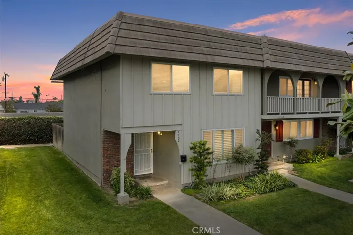 4762 Larwin Avenue, Cypress, California 90630