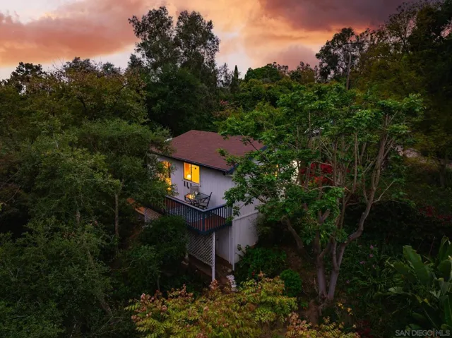 1836 Via Entrada, Fallbrook, California 92028