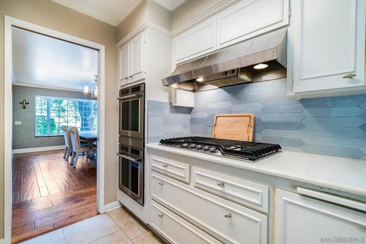 1836 Via Entrada, Fallbrook, California 92028