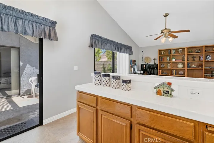 Large Kitchen & Eating Room Sliders