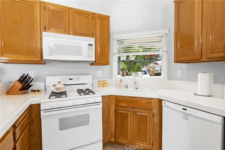 7979 E Saffron Street, Anaheim Hills, California 92808
