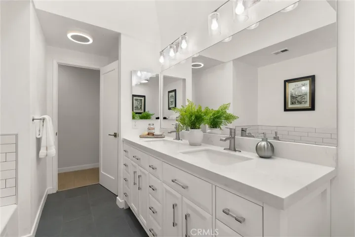 28523 Hazelridge Dr, Rancho Palos Verdes, California 90275