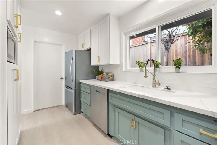28523 Hazelridge Dr, Rancho Palos Verdes, California 90275