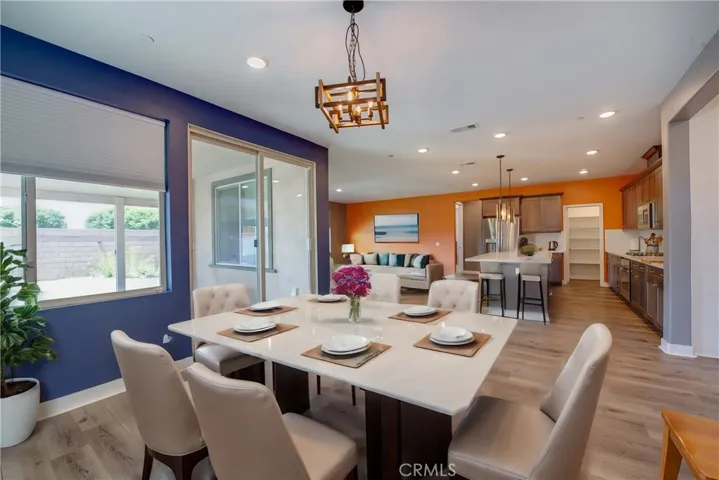 Dining room - Virtually staged