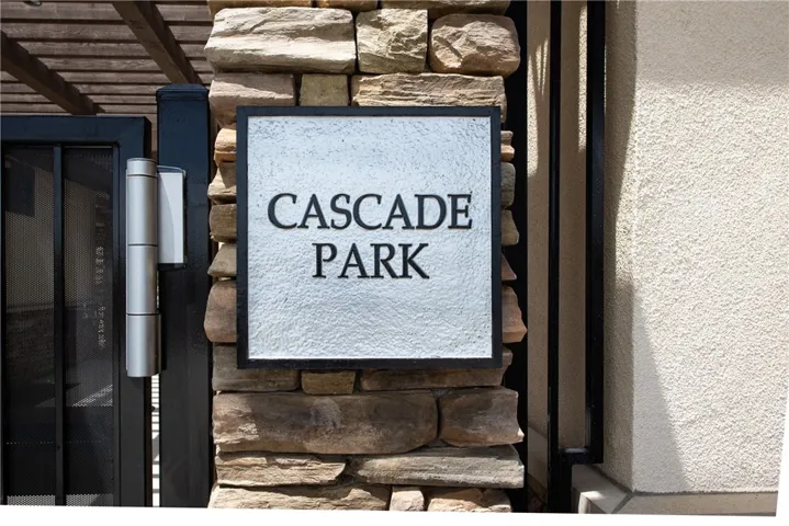 There are 3 HOA parks in the Sundance North community. Cascade Park is the closest.