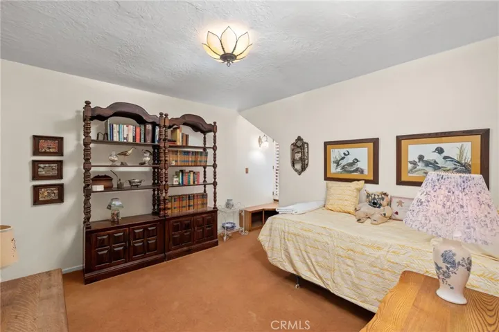 2304 Pine Avenue, Manhattan Beach, California 90266