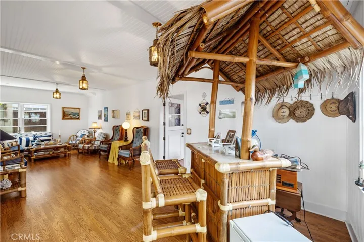 2304 Pine Avenue, Manhattan Beach, California 90266