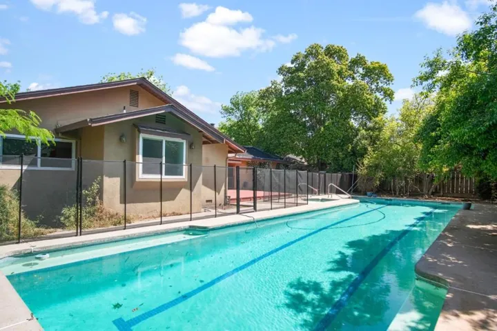 1008 Lexington Drive, Modesto, California 95350