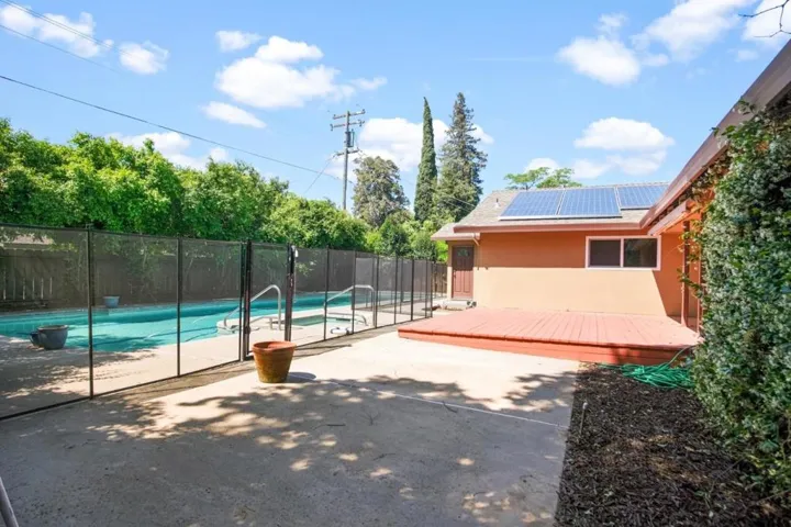 1008 Lexington Drive, Modesto, California 95350