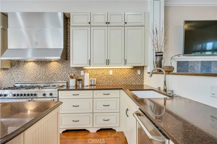 19088 Moon Ridge Road, Hidden Valley Lake, California 95467