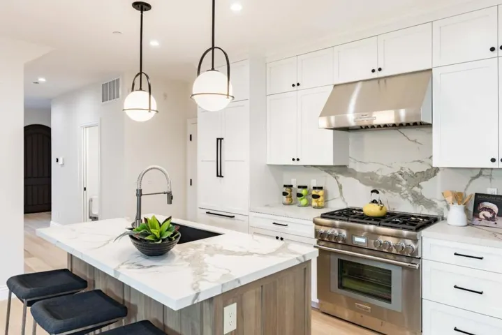 115 Rinconada Avenue, Palo Alto, California 94301