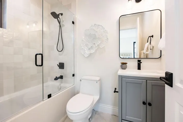 115 Rinconada Avenue, Palo Alto, California 94301