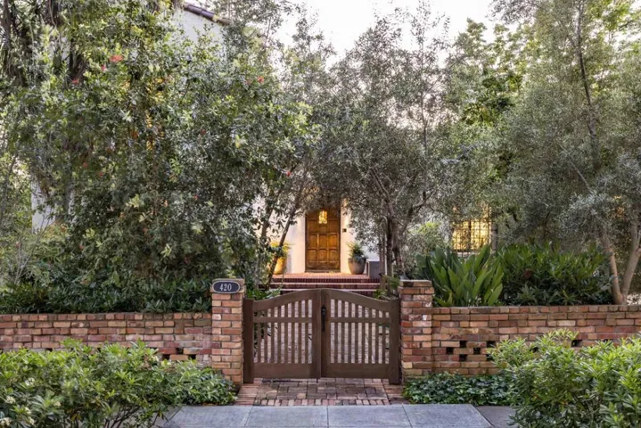 420 Maple Street, Palo Alto, California 94301