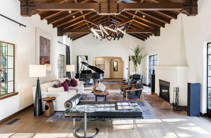 420 Maple Street, Palo Alto, California 94301