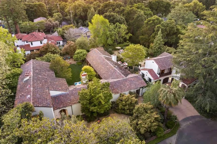 420 Maple Street, Palo Alto, California 94301