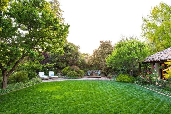 420 Maple Street, Palo Alto, California 94301
