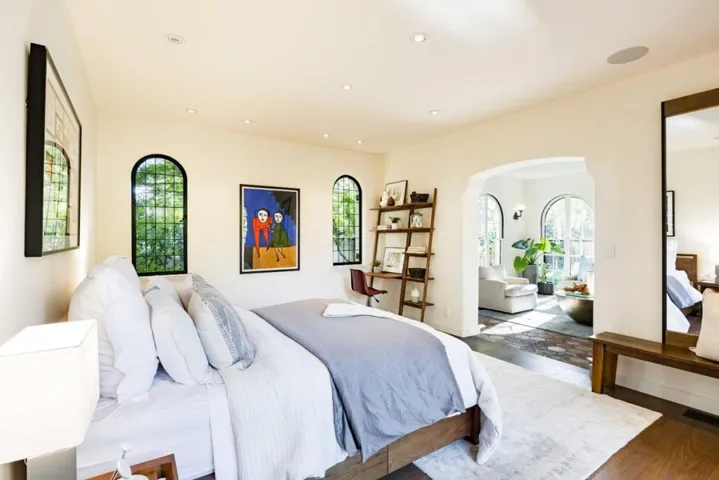 420 Maple Street, Palo Alto, California 94301