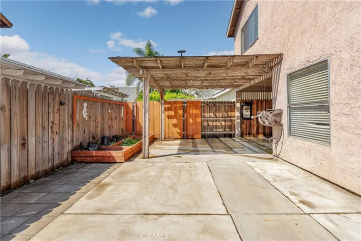 11799 Autumn Place, Fontana, California 92337
