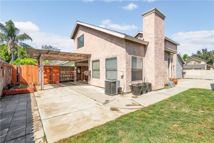 11799 Autumn Place, Fontana, California 92337