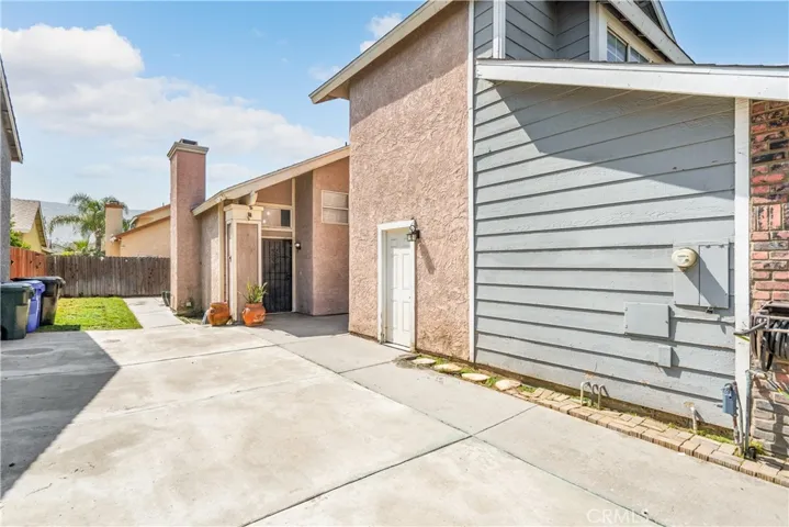 11799 Autumn Place, Fontana, California 92337