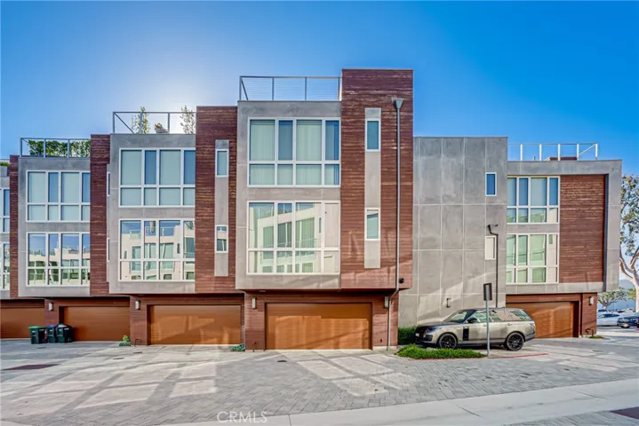 3308 Via Oporto, Newport Beach, California 92663