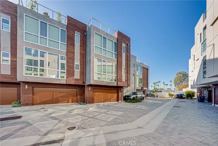 3308 Via Oporto, Newport Beach, California 92663